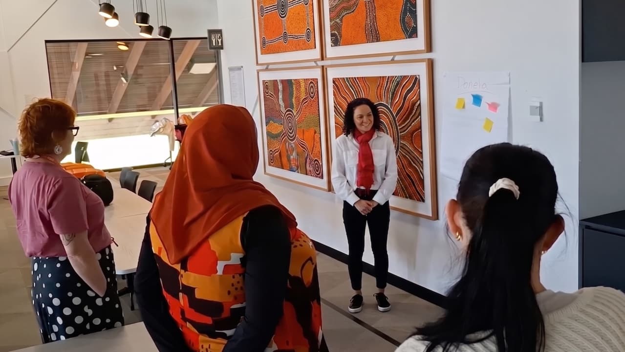 Claire Fermo speaking to learners | © The Experience Lab